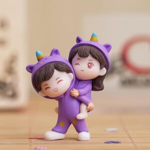 Cute Couple Miniature Girl On Boy Shoulder |